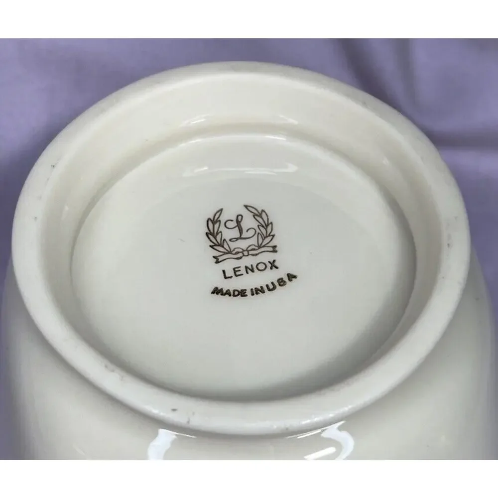 Lenox CHINA HOLIDAY CHRISTMAS TREAT BOWL , CANDY NUT DISH w/24k GOLD USA
